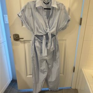 ZARA LIGHT BLUE CUTOUT JUMPSUIT SIZE M